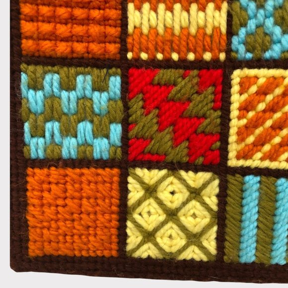 SOLD Vintage 70s Needlepoint Stitch Knit Crochet Granny Squares Tote bag - Picture 3 of 6